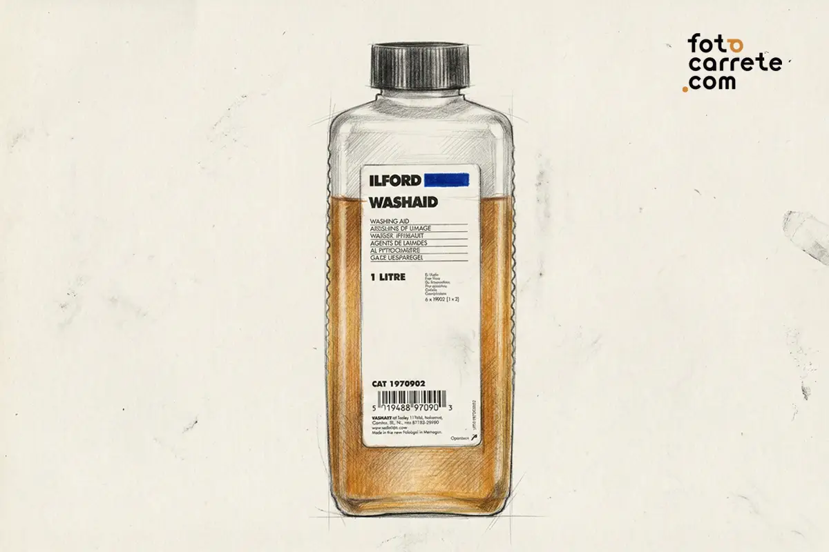 Ilustración de botella de 1 litro de Ilford Washaid ayuda de lavado
