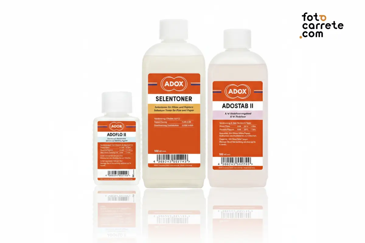 Botellas de humectante Adoflo, Virador de Selenio y estabilizador Adostab.