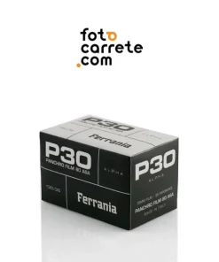 Caja negra del carrete analógico Ferrania P30 Panchro Film 80 ASA.