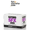 Empaque de la película Ilford SFX 200 de 35mm con sensibilidad infrarroja extendida