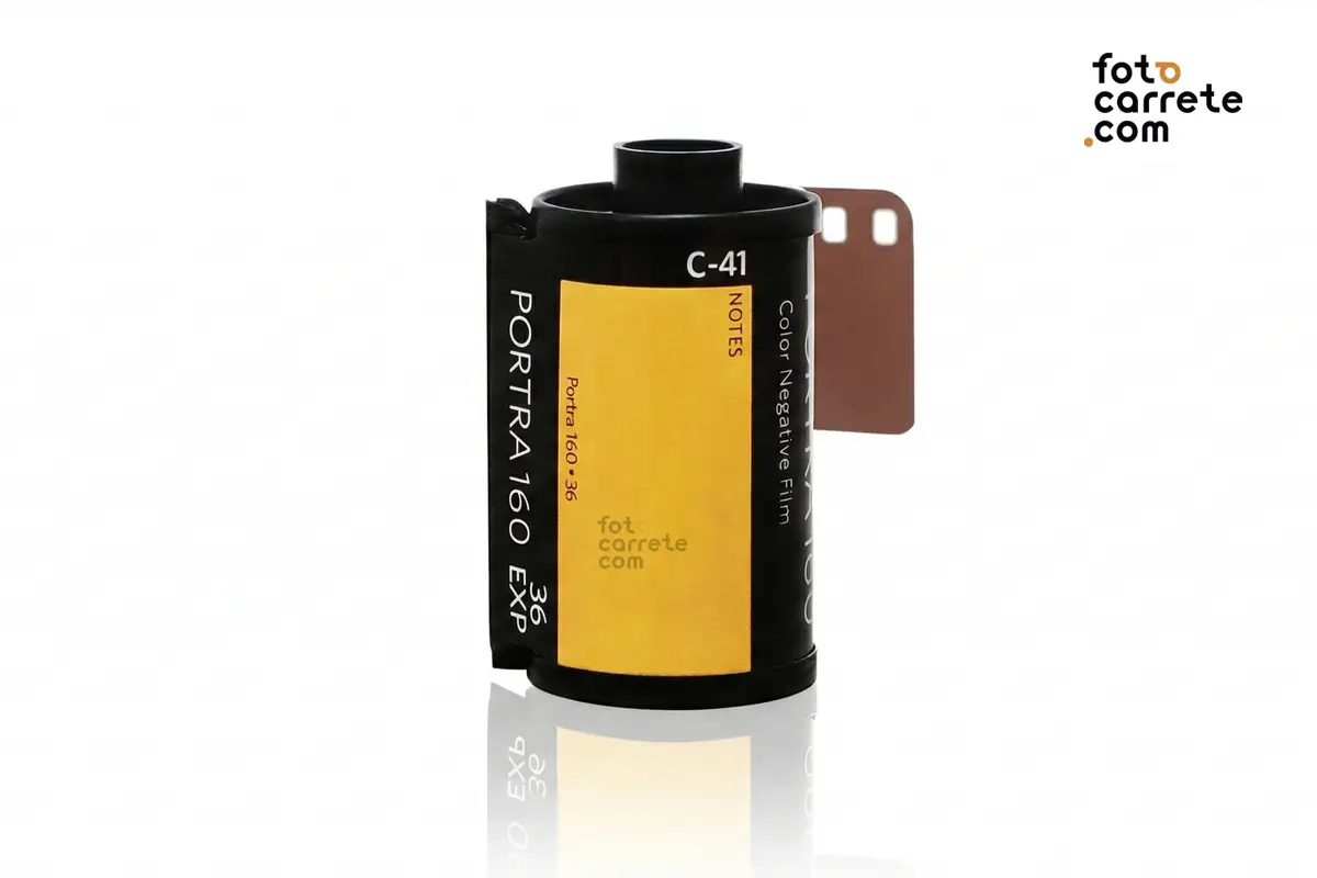 Chasis individual del carrete Kodak Portra 160 color 35mm