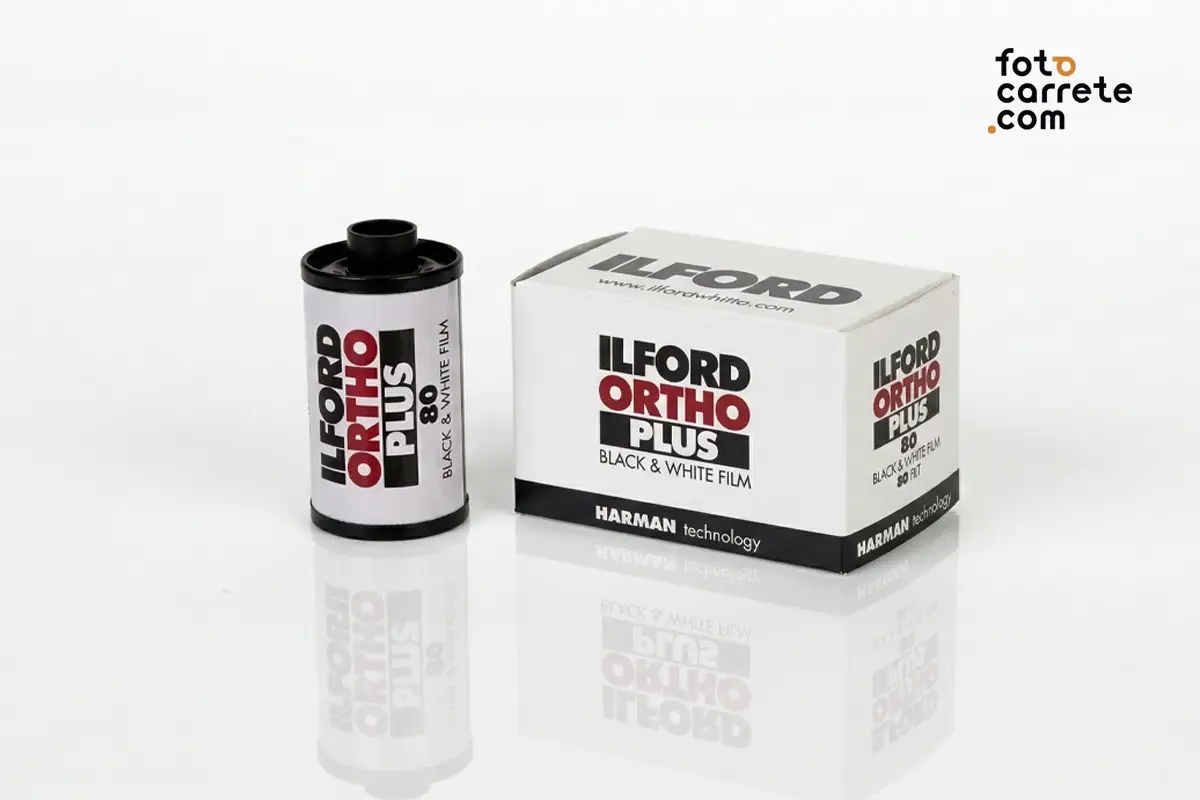 Caja y carrete Ilford Ortho Plus 80 para fotografía en blanco y negro