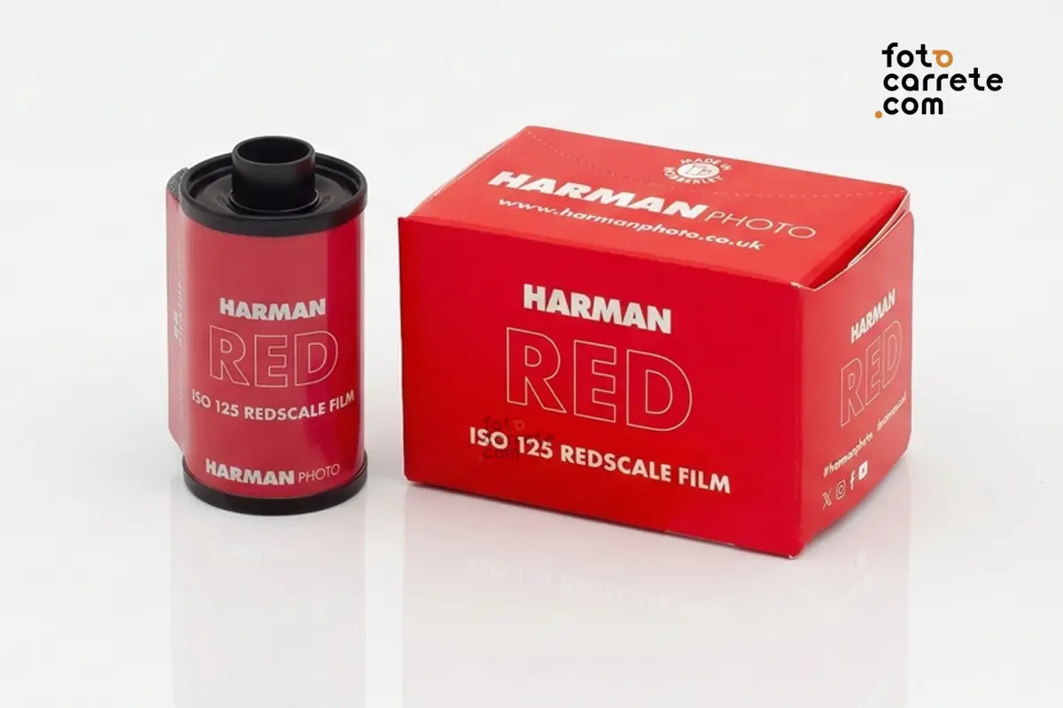 Carrete y caja Harman Red ISO 125 Redscale Film