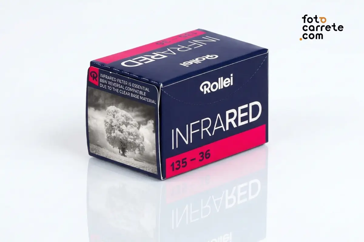 Parte trasera de la caja del carrete Rollei Infrared