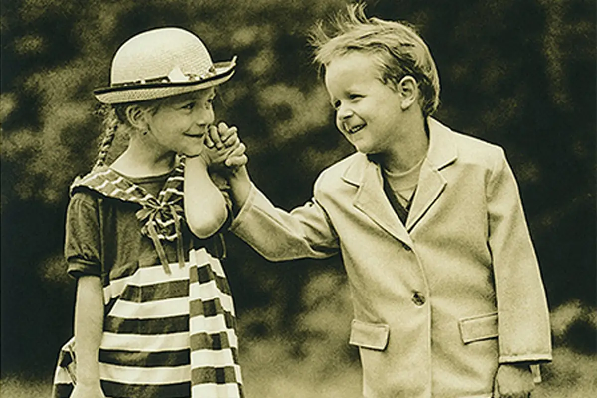 Fotografía impresa en papel Retrobrom mostrando un tono cálido característico.