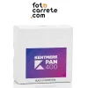 Caja de película fotográfica Kentmere Pan 400 en blanco y negro.